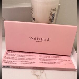 Wander Beauty Trailblazer Eyeshadow Palette